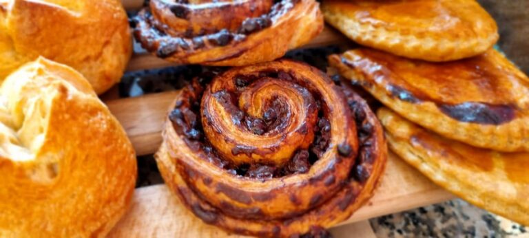 Pain aux raisins escargot