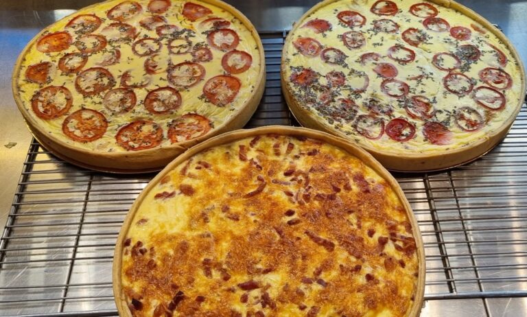 Quiches tomate lardons